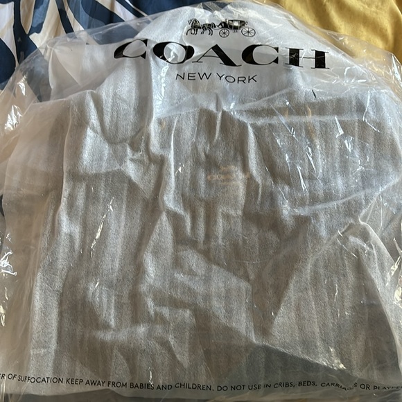 COACH Laptop Bag Crossgrain Leather —Style F39022 NWT